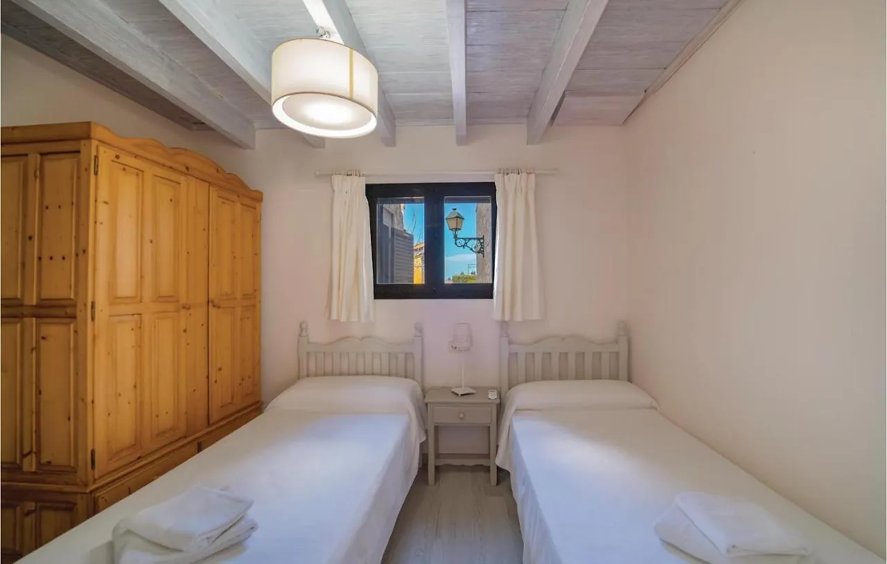 4 Bedroom Lovely Home In Muro San Lorenzo Spanyolország
